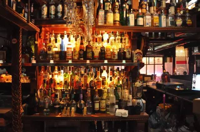 青岛市区哪里适合年轻人聚会,青岛亲朋聚会去处