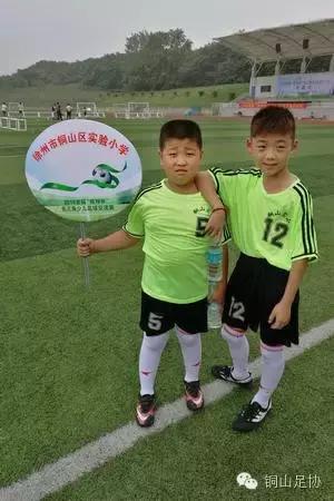 利刃出鞘谁与争锋真人秀表演,利刃出鞘比赛视频