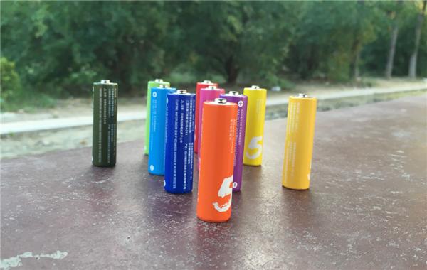 小米彩虹电池,小米的彩虹电池能用在指纹锁吗