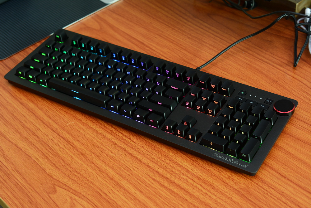 黑爵ak992三模机械键盘上手简评,黑爵机械键盘ak996测评