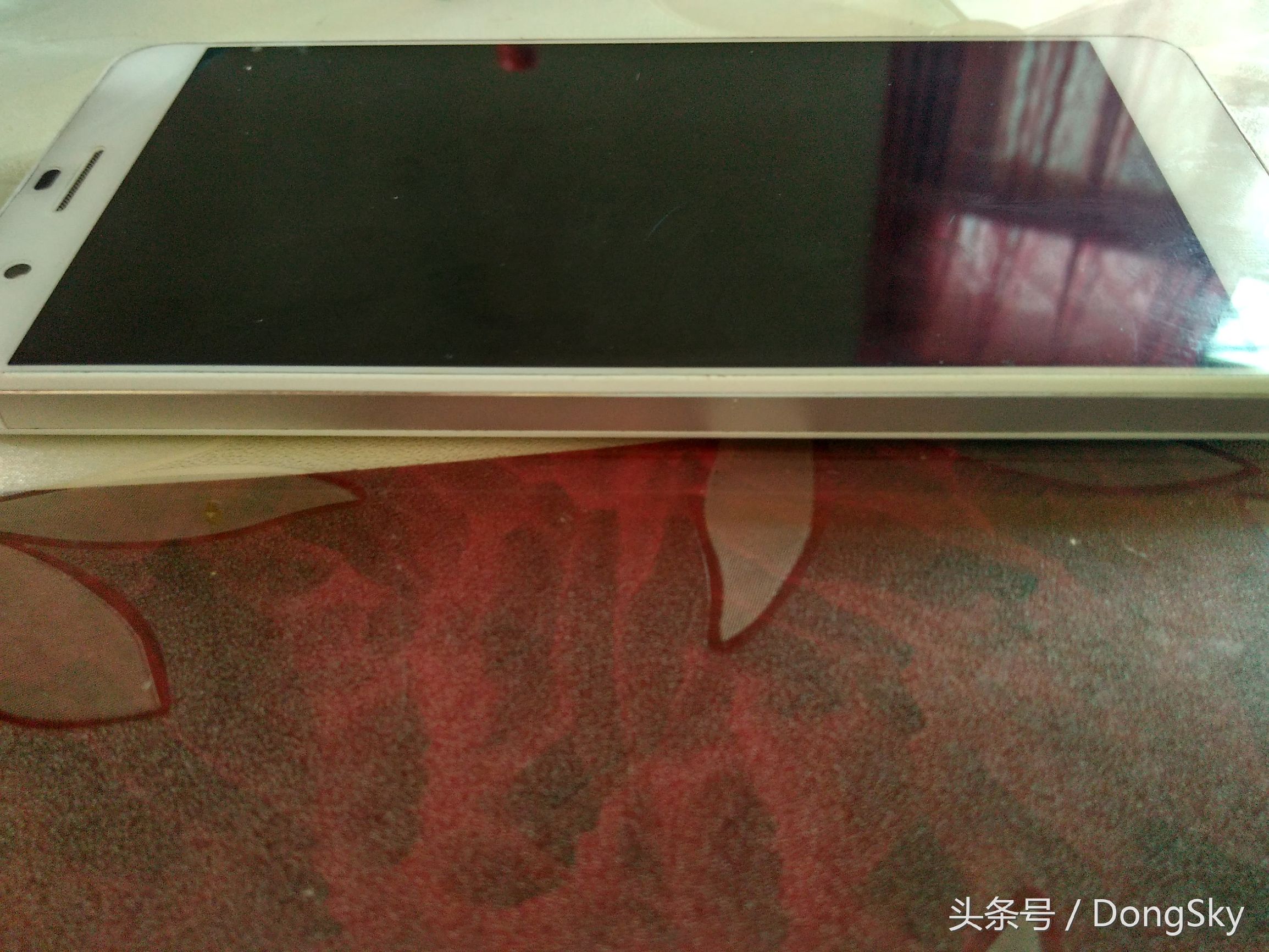 荣耀6plus是不是第一款双摄像头,荣耀6plus双摄像头是不是假的