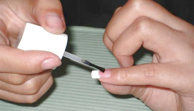 简单法式甲短甲,斜法式甲教程全部过程