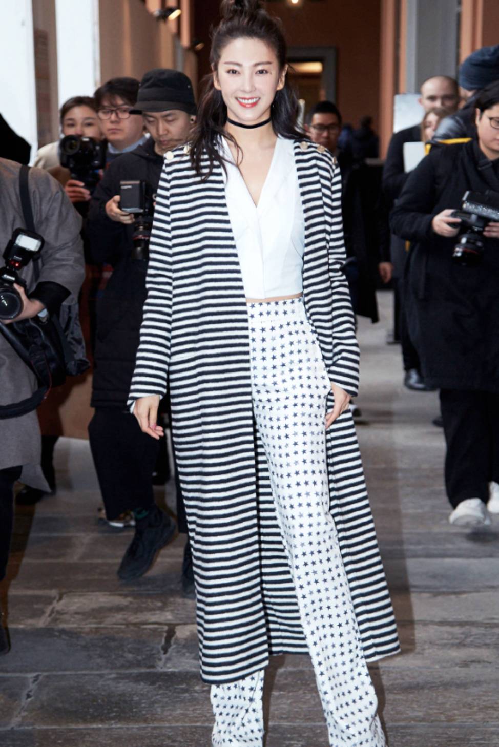 教你美|抓住夏天的尾巴，条纹也有新花样