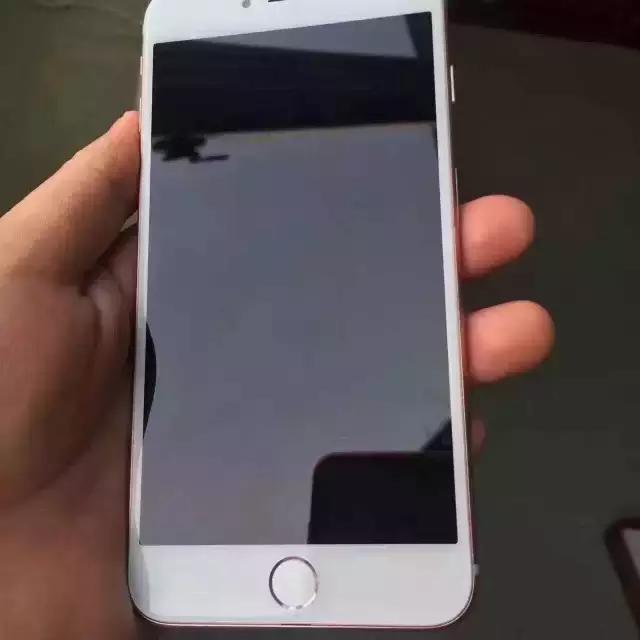 库克发布iphone7,库克对苹果有贡献吗