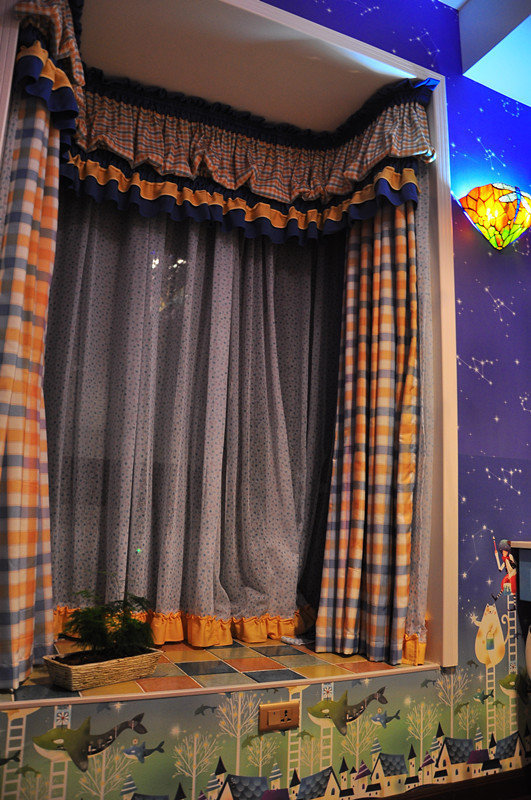 深圳地中海榻榻米定制风格,地中海榻榻米卧室装修效果图