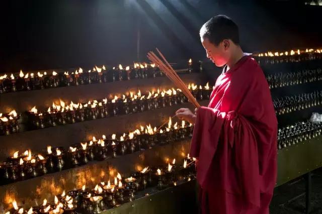 三炷香三叩首,三炷香含义
