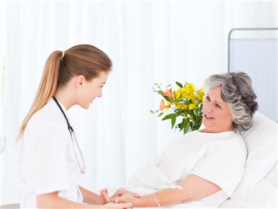 白斑和白癜风在伍德灯下的区别,湿疹后白斑与白癜风区别