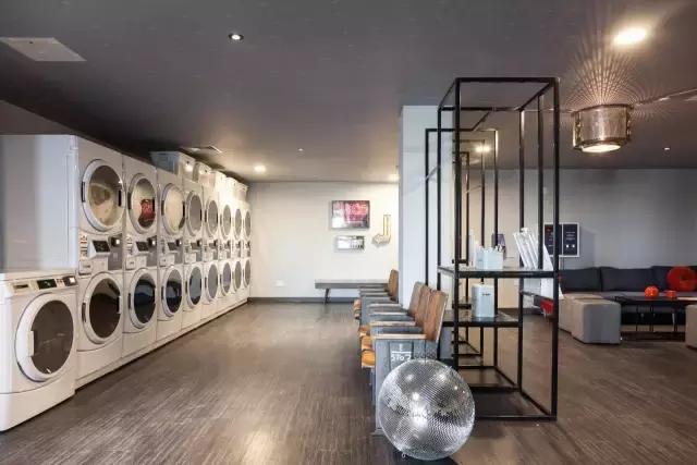 这个年青人造的公寓，让我好想立马住进去！功能太全了！