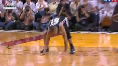 nba十大感人瞬间唱哭乔丹,nba十大感人泪目瞬间