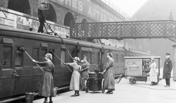 新一代吸尘器有什么改变,吸尘器发展简史