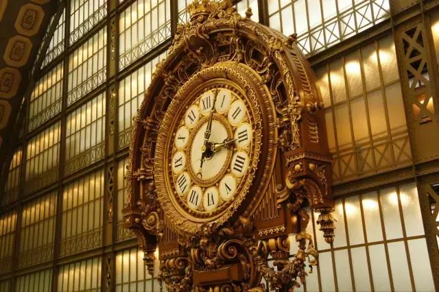 看秀，调香，见明星，用6天了解巴黎迷人的秘密