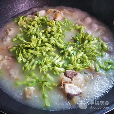 清淡牛肉米粉,爱嗦爆辣螺蛳粉