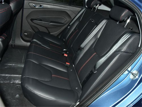 国产车五万性价比最高的车,2018款艾5自动7万公里多少钱