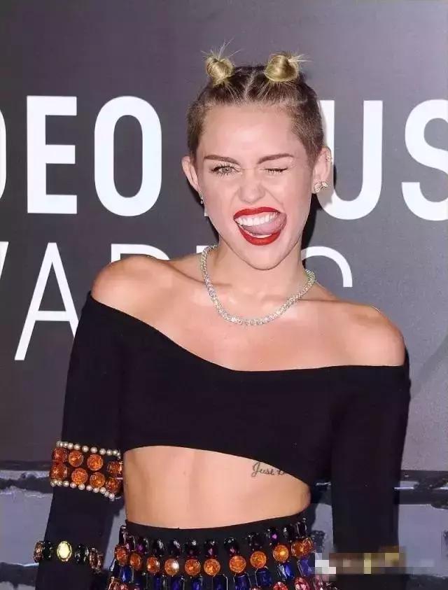 张雨绮和邓紫棋对决,张雨绮和邓紫棋雨蝶