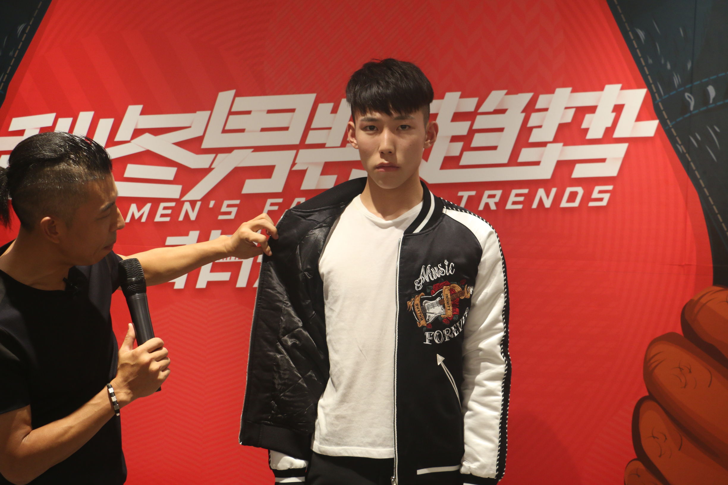 卡宾怎么讲解衣服搭配,有趣比优秀更重要