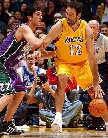 南斯拉夫男篮多次击败梦之队,2008美国梦之队vs南斯拉夫