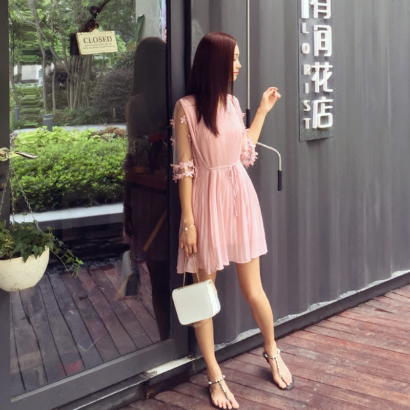 朦朦胧胧的性感和美丽，网纱裙带给你