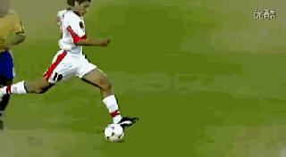 足球球员搞怪图片,足球搞笑庆祝动作gif