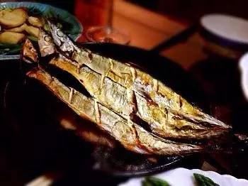 只属于这个季节的海味，带着内脏吃说明你是行家