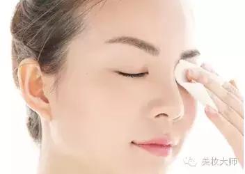 眼线卸妆的正确方法,卸妆啫喱正确使用方法