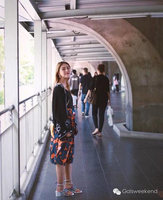 海岛度假穿搭技巧,去海岛的穿搭技巧是什么