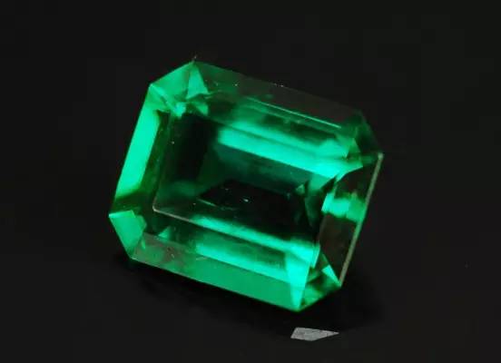 珠宝知识讲解短视频如何入门,做黄金珠宝销售需要学哪些知识