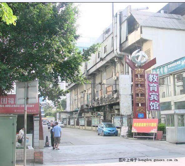 南宁校园生活实拍,南宁校园故事