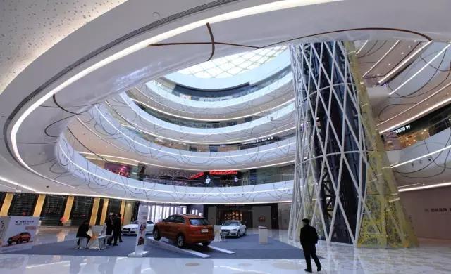 武汉一夜之间白了头,这回终于有得玩了!