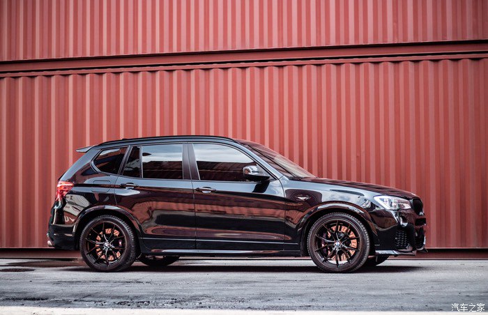 宝马x3曜夜版黑武士落地价,宝马x3黑武士静态体验