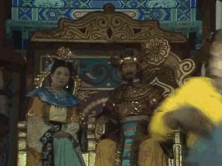 恐怖gif女生,韩国恐怖电影女孩诡异的笑图片