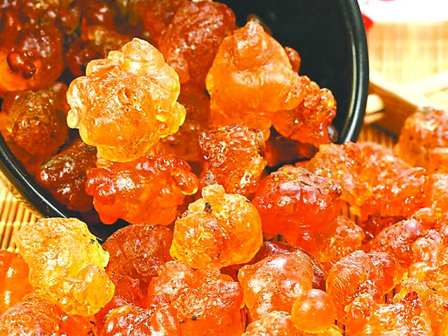 桃花泪桃胶的功效,观景桃花泪可以食用吗