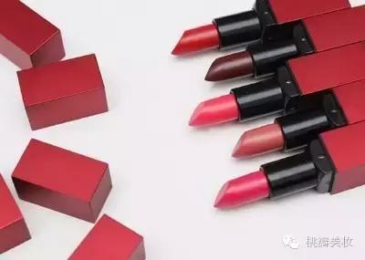 口红想要水润一点用哪一种,口红想要淡淡的红选哪种口红好