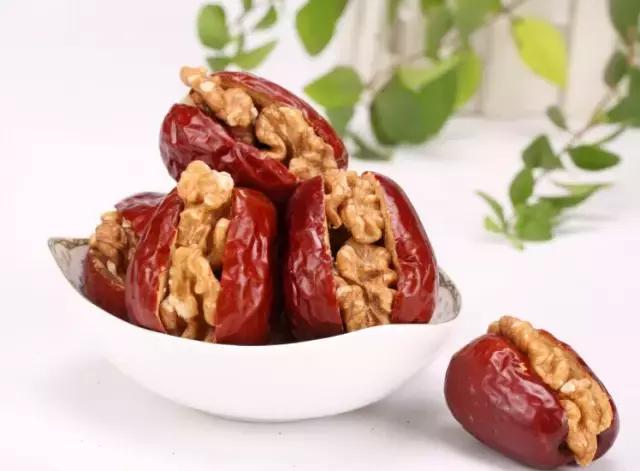 女性宫寒是什么原因引起的,宫寒能做辅助生殖吗