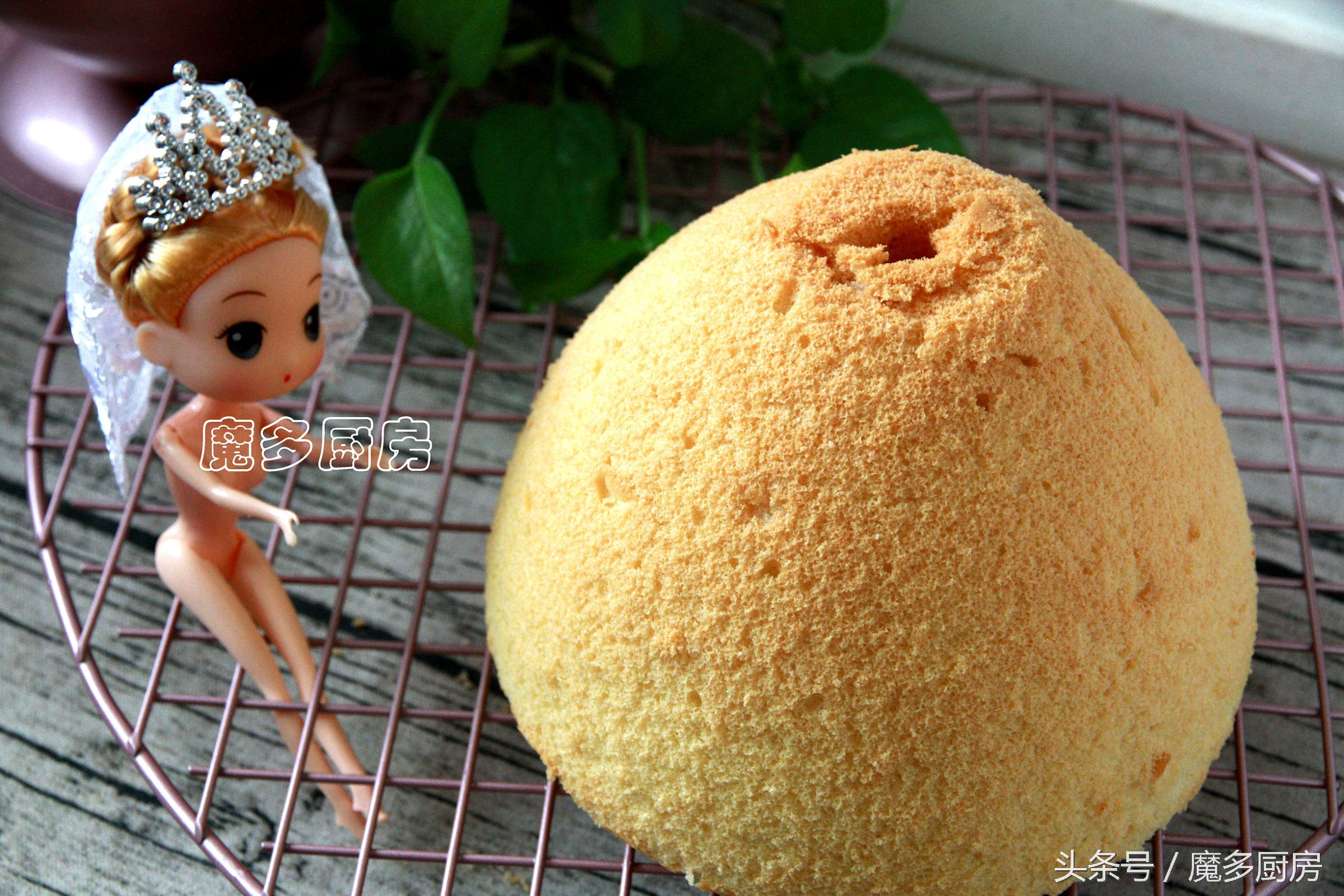 教你做一个芭比娃娃蛋糕,给芭比娃娃做迷你小蛋糕
