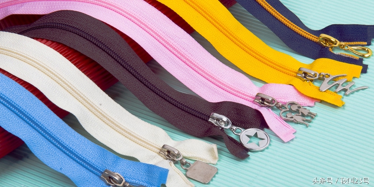 衣服拉链紧难拉用什么方法有效,拉链紧拉不顺畅什么办法能解决