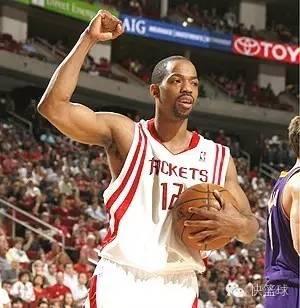 火箭22连胜火箭vs湖人,火箭22连胜姚明打了多少场