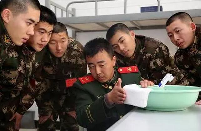 新兵连第一集,永远的战士永远的兄弟劲爆dj版