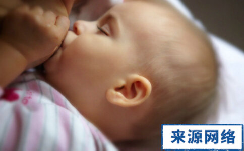 喂母乳的妈妈不能吃什么,哪些情况下不能喂母乳