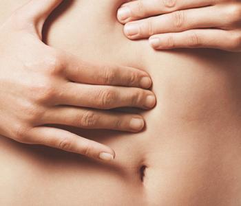 盆腔积液有什么明显症状如何治疗,盆腔积液调理月经盆腔积液会好吗