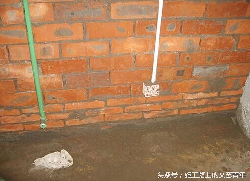 你家的墙砌得有多差,砌墙的老师傅可能比你还清楚!