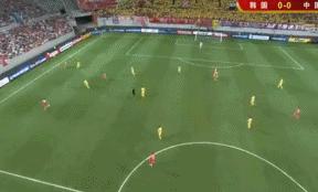 蒿俊闵对韩国任意球破门,蒿俊闵韩国高光时刻视频