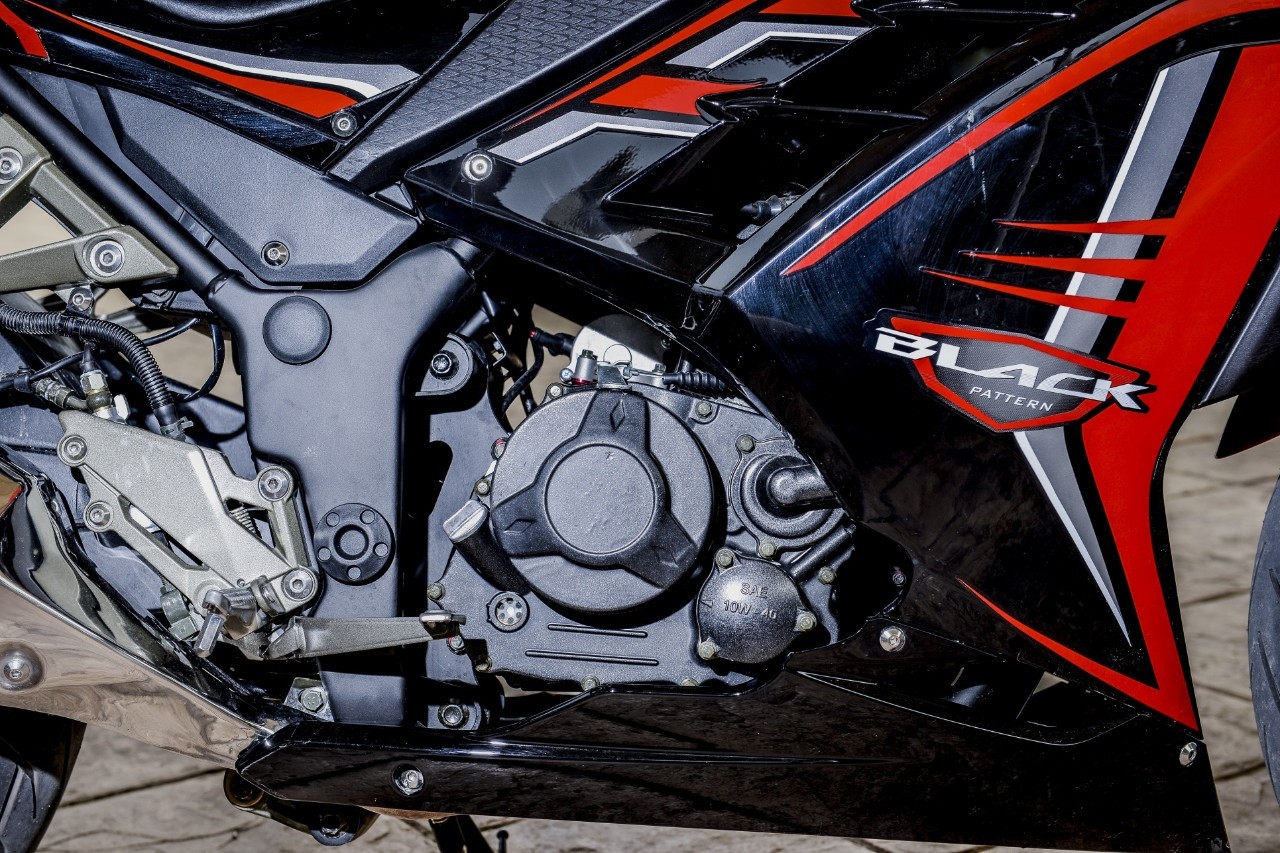 双缸高颜值,国产4缸街车嘉爵