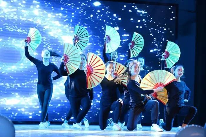 汉口学院体育学院,郑州市体育学院