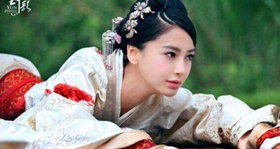 今年收入高得吓人的10位明星,今年收入高的吓人的10位明星