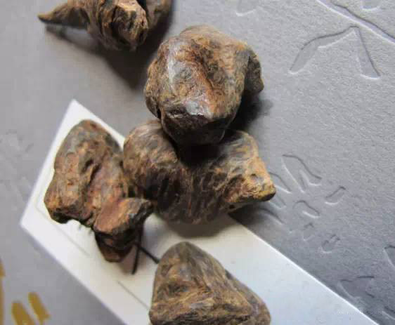 沉香线香术语与品评,关于沉香的100种术语