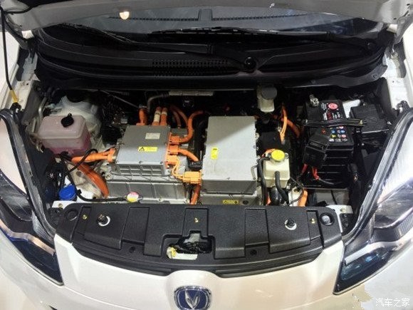 长安奔奔5座电动汽车续航400公里,长安奔奔电动汽车推荐5万内