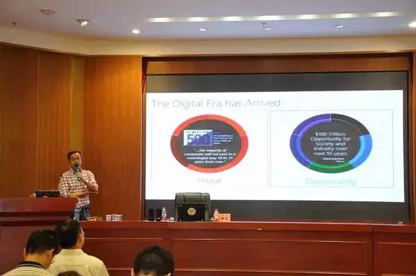 团团转粤语伴奏,团团转粤语钢琴