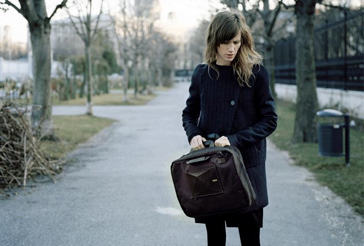 推荐几款好的旅行箱,旅行箱推荐买哪个牌子好且尺寸大