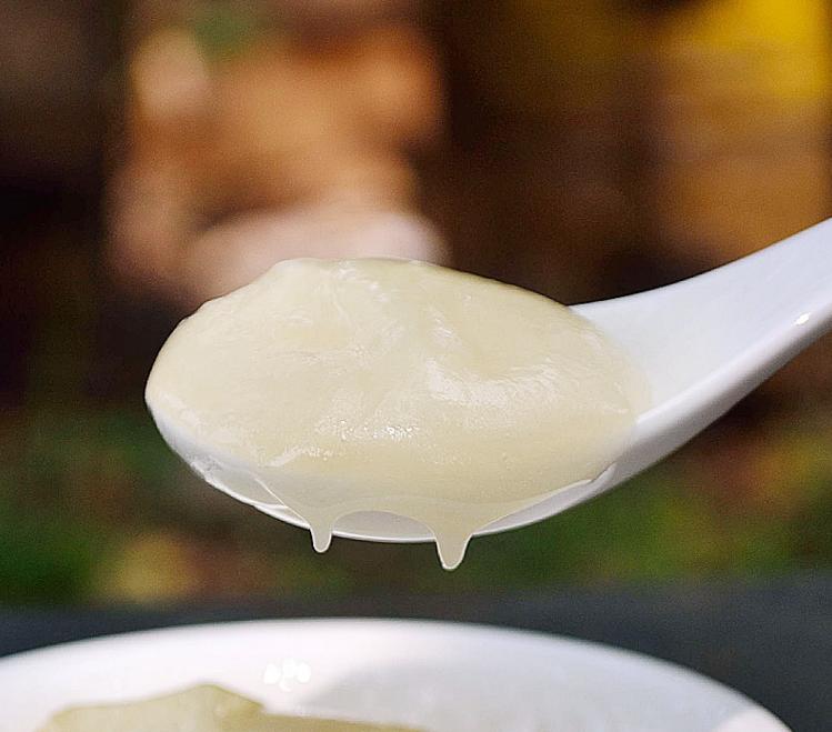 你吃过真正的土蜂蜜吗,纯天然蜂蜜你吃过吗