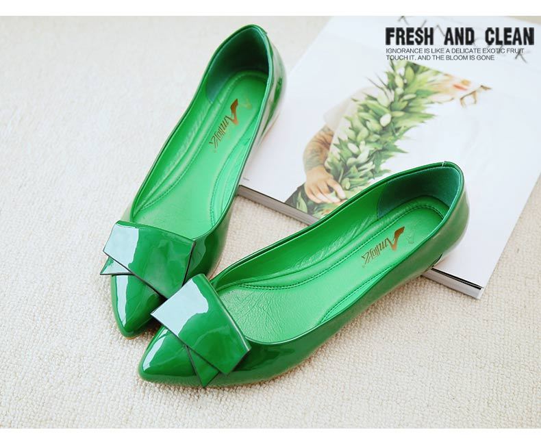 一直都喜欢平底鞋带来的安稳,愿穿平底鞋的日子能够安稳些